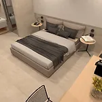 Paloma Seaesta Cabanas